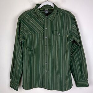 Outdoor Research | Men’s Flannel Button Up Long Sleeve Striped Shirt Green | M